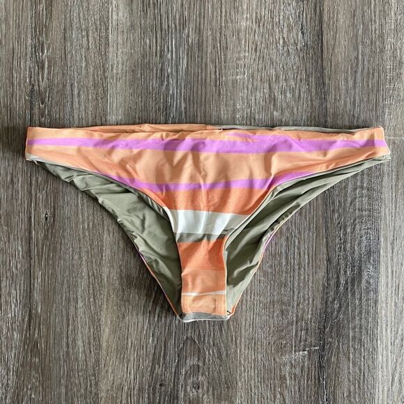 NWT Prana Gemma Reversible Bottom in Waves - Size: Small - Picture 1 of 8